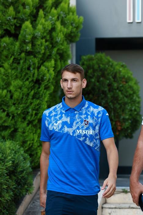 Trabzonspor Galatasaray maçı için İstanbul'a gitti 36